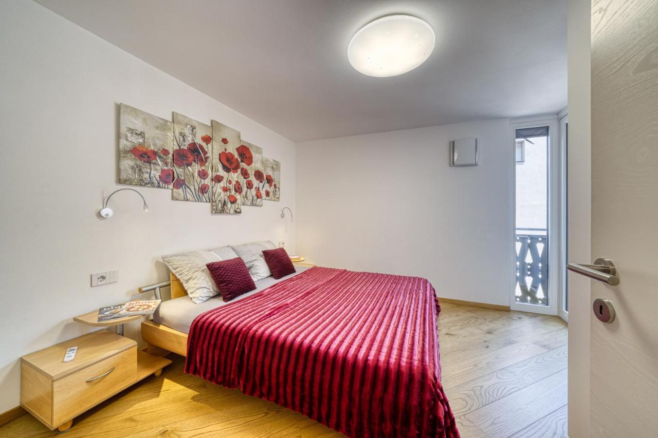 Ferienwohnung Im Zentrum Naturns Buitenkant foto